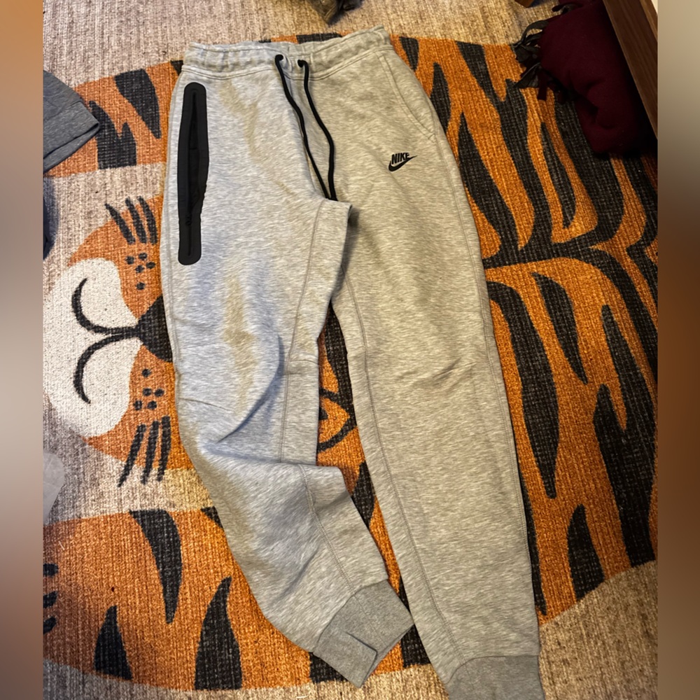 Nike Light Gray Joggers